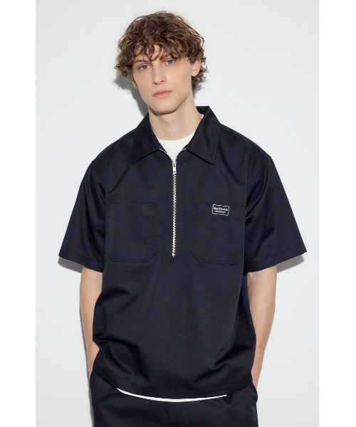 AZUL by moussy（アズールバイマウジー）の「ハーフジップワークシャツ（シャツ/ブラウス・メンズ・ブラック/ベージュ・MEDIUM/LARGE）」の6枚目の写真