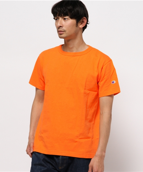 Champion（チャンピオン）の「【Champion/チャンピオン】メンズ MADE IN USA T1011(ティーテンイレブン) ショートスリーブTシャツ（Tシャツ/カットソー・メンズ・オレンジ/バイオレット/ブラック/ホワイト/チャコール/ネイビー/ゴールド/グレー系その他/モスグリーン/イエロー系その他/ブルー系その他/レッド系その他2/アーミー/ライトブルー/マルーン/イエロー・MEDIUM/SMALL/LARGE/X-LARGE）」の15枚目の写真