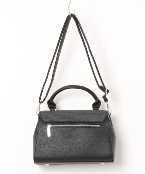 CLEAR BASIC（クリアベーシック）の「ロゴメタル2WAYフラップハンドバッグ［大人 カジュアル 着回し力抜群］（ハンドバッグ・レディース・ブラック/ブルーグレー/アイボリー・F）」の18枚目の写真