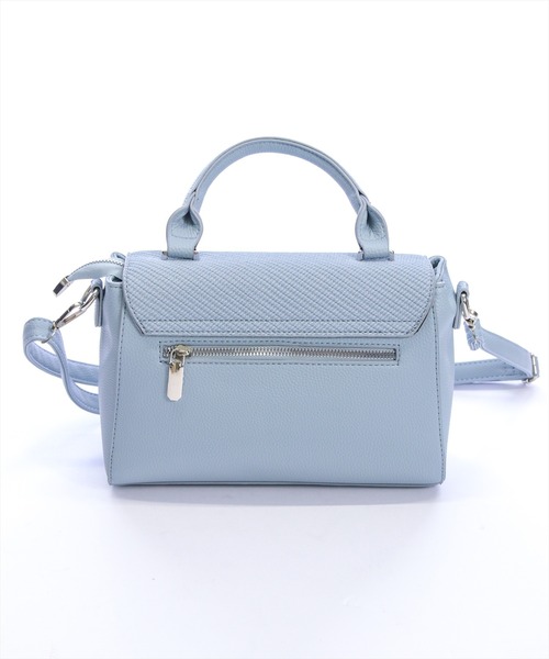 CLEAR BASIC（クリアベーシック）の「ロゴメタル2WAYフラップハンドバッグ［大人 カジュアル 着回し力抜群］（ハンドバッグ・レディース・ブラック/ブルーグレー/アイボリー・F）」の6枚目の写真