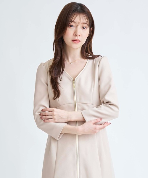 NOELA（ノエラ）の「フロントファスナーパイピングワンピース（ワンピース・レディース・ブラック/ベージュ・M/S）」の13枚目の写真