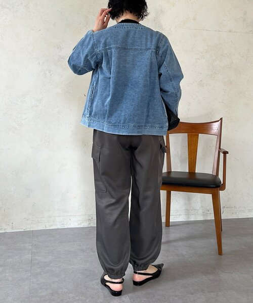 un dix cors（アンディコール）の「ノーカラージップデニムブルゾン（デニムジャケット・レディース・インディゴブルー/オフホワイト/ブルー・FREE）」の17枚目の写真