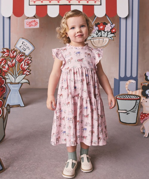 Cath Kidston(キャスキッドソン)の「キッズ ティアード ワンピース Pony(ワンピース・キッズ・ピンク・122/110/98)」の2枚目の写真