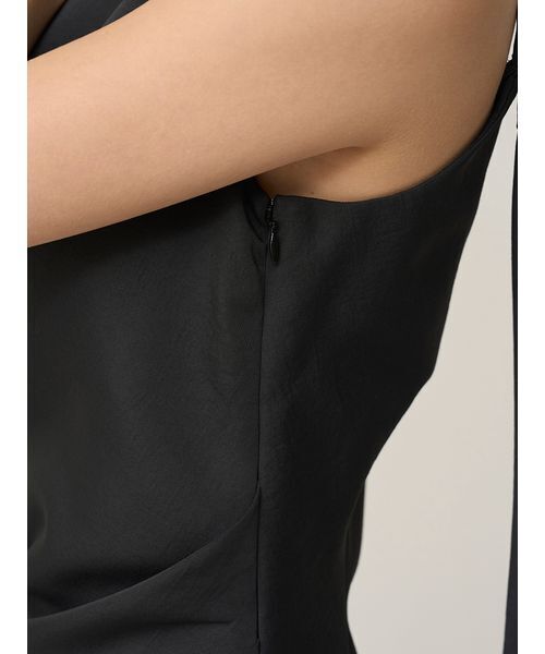 SNIDEL（スナイデル）の「ドレープキャミワンピース（ワンピース・レディース・その他/ブラック/アイボリー・1/0）」の8枚目の写真