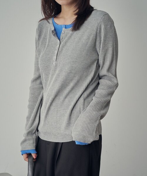 goocy（グーシー）の「配色ヘンリープルオーバー（ニット/セーター・レディース・チャコールグレー/アイボリー/グレー・FREE）」の15枚目の写真