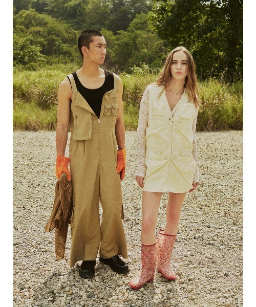 ELCHELE(エルチェレ)の「EPIC UTILITY VEST(ベスト・レディース・ライトブルー/アイボリー/ブラック・FREE)」の7枚目の写真