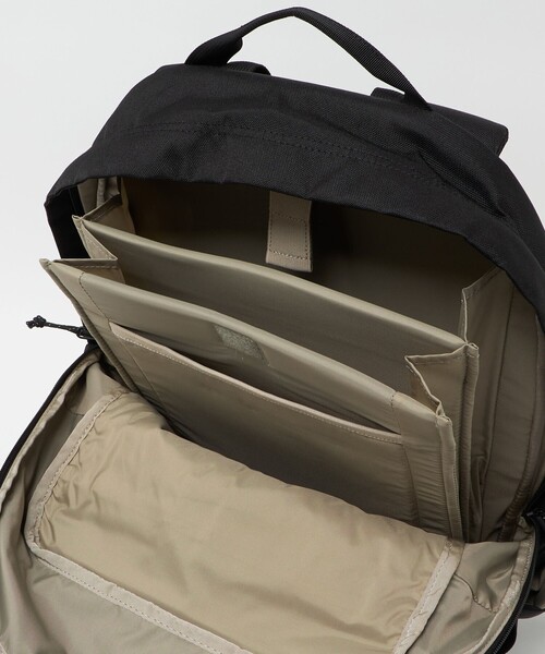 THE NORTH FACE(ザノースフェイス)の「<THE NORTH FACE>ボルダー デイパック 13インチノートPC対応(バックパック/リュック・メンズ・ブラック・FREE)」の11枚目の写真