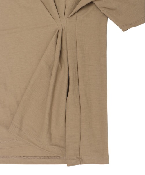 DRESSLAVE(ドレスレイブ)の「natural wrinkles tuck pullover cutsew(ナチュラルリンクルタックプルオーバー)(Tシャツ/カットソー・レディース・ホワイト/ベージュ・38)」の16枚目の写真