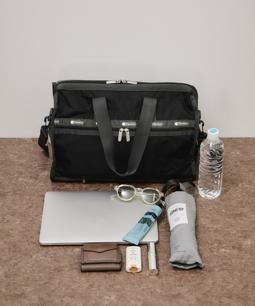 LeSportsac（レスポートサック）の「【LeSportsac for ADAM ET ROPE'】Exclusive Deluxe Med Weeknder（ボストンバッグ・レディース・シルバー・FREE）」の7枚目の写真