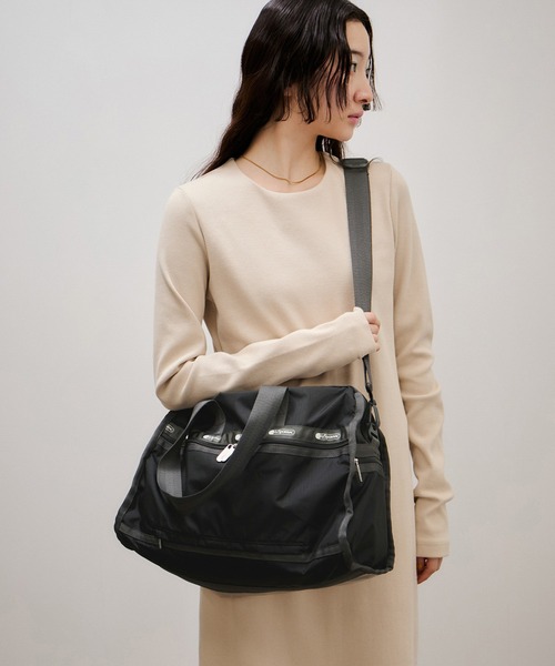 LeSportsac（レスポートサック）の「【LeSportsac for ADAM ET ROPE'】Exclusive Deluxe Med Weeknder（ボストンバッグ・レディース・シルバー・FREE）」の10枚目の写真