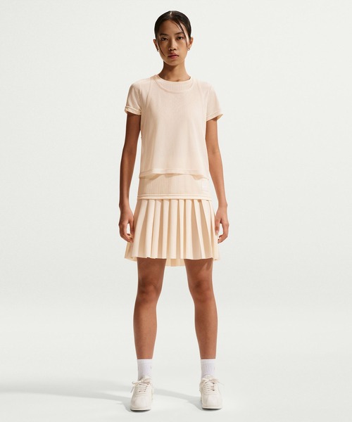 NIKE（ナイキ）の「NIKE AS WMNS NSW KNIFE PLEAT SKIRT / ナイキ ウィメンズ NSW ナイフ プリーツ スカート 【SP】（スカート・レディース・ブラック/ベージュ・M/L/S）」の14枚目の写真
