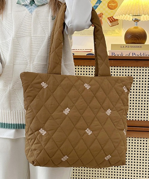 VIBGYOR(ヴィブジョー)の「Mignonjour/くま刺繍キルティングバッグ M2900(ハンドバッグ・レディース・ブラウン/ホワイト/ブラック・FREE)」の6枚目の写真