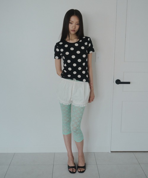 FEKETE(フェケテ)の「polka dot tee / ドットTシャツ(Tシャツ/カットソー・レディース・ホワイト/ブラック・MEDIUM/SMALL/LARGE)」の17枚目の写真