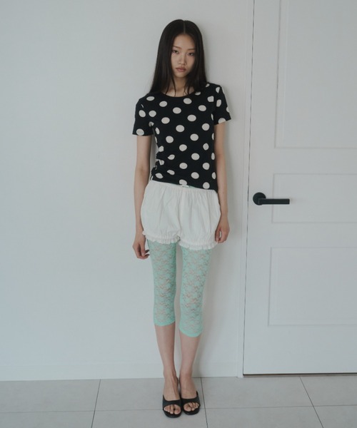 FEKETE(フェケテ)の「polka dot tee / ドットTシャツ(Tシャツ/カットソー・レディース・ホワイト/ブラック・MEDIUM/SMALL/LARGE)」の20枚目の写真