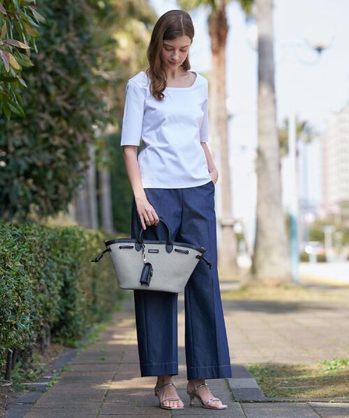 DRESSTERIOR(ドレステリア)の「【接触冷感/UVカット/抗菌防臭/しわ防止】クールデオドラント スクエアネックプルオーバー(Tシャツ/カットソー・レディース・ホワイト/ブルー系その他/ブラック/ブラウン系その他・34/36/38)」の9枚目の写真