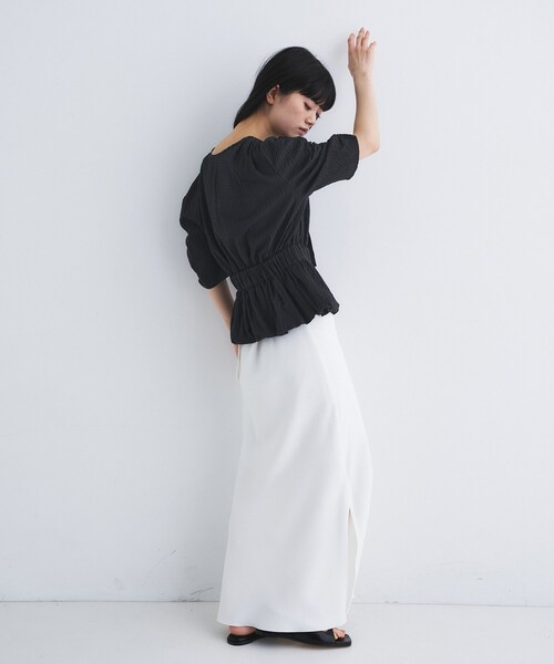 CODE A(コードエー)の「front ribbon peplum blouse(シャツ/ブラウス・レディース・ブラック/アイボリー・00)」の7枚目の写真