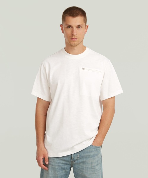 G-STAR(ジースター)の「Distressed Zip Pocket T-Shirt/ジップポケットディテールスラブレギュラーTシャツ(Tシャツ/カットソー・メンズ・オフホワイト/グレー系その他/グリーン系その他・X-LARGE/X-SMALL/LARGE/MEDIUM/SMALL)」の1枚目の写真