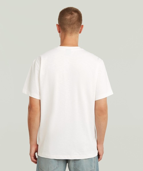 G-STAR(ジースター)の「Distressed Zip Pocket T-Shirt/ジップポケットディテールスラブレギュラーTシャツ(Tシャツ/カットソー・メンズ・オフホワイト/グレー系その他/グリーン系その他・X-LARGE/X-SMALL/LARGE/MEDIUM/SMALL)」の4枚目の写真