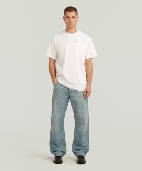 G-STAR(ジースター)の「Distressed Zip Pocket T-Shirt/ジップポケットディテールスラブレギュラーTシャツ(Tシャツ/カットソー・メンズ・オフホワイト/グレー系その他/グリーン系その他・X-LARGE/X-SMALL/LARGE/MEDIUM/SMALL)」の6枚目の写真