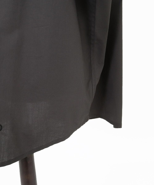 ADAM PATEK(アダムパテック)の「ADAMPATEK/ap embroidery stand collar shirt/タイプライタースタンド半袖ルーズシャツ(シャツ/ブラウス・メンズ・グレー/ホワイト/ダークグレー・2/1)」の9枚目の写真