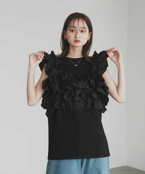 Bulue.(ブルー)の「3way フリルビスチェ風トップス ノースリーブ ビスチェ マルチウェイ フリルブラウス レイヤード(Tシャツ/カットソー・レディース・オフホワイト/グレー/ブラック・FREE)」の4枚目の写真