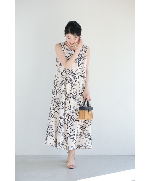 cawaii(カワイイ)の「春に歌う鳥のロングワンピース(キャミソール付き)(ワンピース・レディース・ホワイト・FREE)」の20枚目の写真