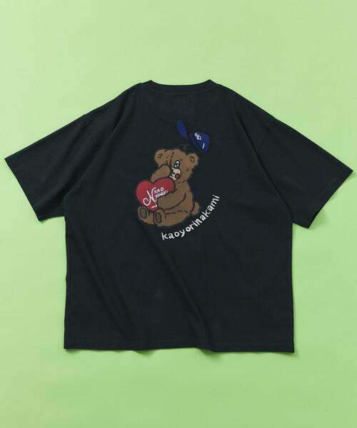 kaoyorinakami(カオヨリナカミ)の「kaoyorinakami × FREAK'S STORE/カオヨリナカミ 別注 スワリパンチベア Tee(Tシャツ/カットソー・メンズ・オフホワイト/ピンク系その他/チャコールグレー・SMALL/MEDIUM/LARGE)」の16枚目の写真