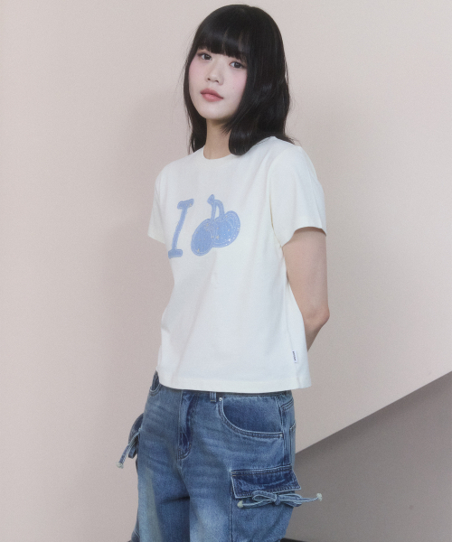 KIRSH（キルシー）の「アイラブキルシ デニムアプリケ クロップTシャツ [ライトイエロー]（Tシャツ/カットソー・レディース・その他・SMALL/MEDIUM）」の7枚目の写真