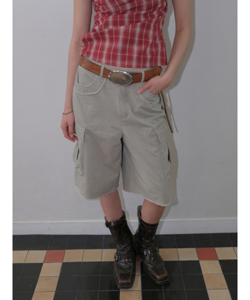 ORDINARY HOLIDAY（オーディナリー ホリデー）の「CARGO WIDE SHORTS [BEIGE]（その他パンツ・レディース・その他・SMALL/MEDIUM）」の2枚目の写真