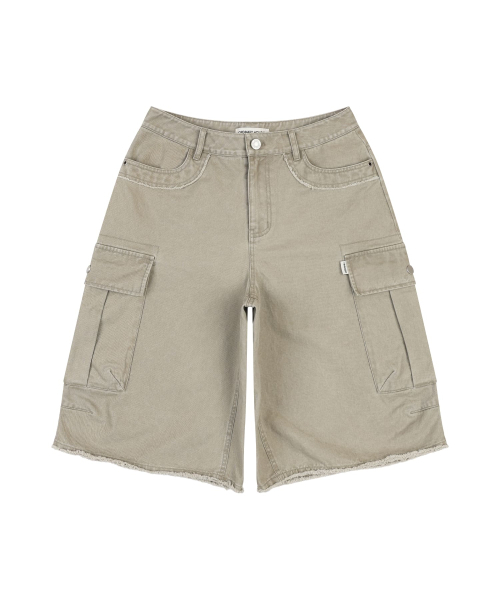 ORDINARY HOLIDAY（オーディナリー ホリデー）の「CARGO WIDE SHORTS [BEIGE]（その他パンツ・レディース・その他・SMALL/MEDIUM）」の3枚目の写真