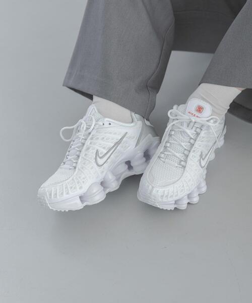ミシミシ Nike ショックス tl ホワイトスニーカー 24センチ NIKE ウィメンズショックスTL（スニーカー）｜NIKE（ナイキ）の