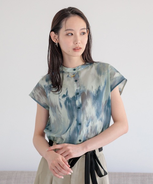 Andemiu(アンデミュウ)の「ニュアンス柄フレンチスリーブブラウス860202(シャツ/ブラウス・レディース・ライトグレー/ブルー・FREE)」の11枚目の写真