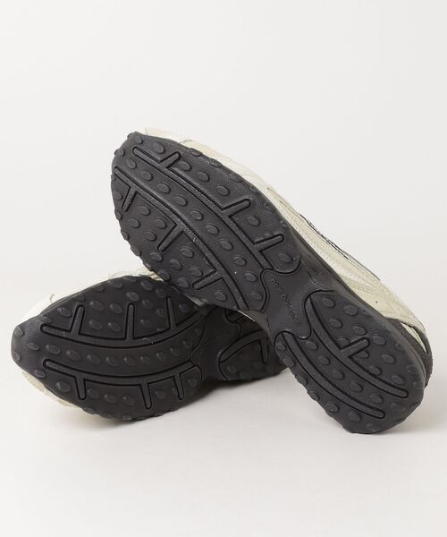 NEW BALANCE(ニューバランス)の「204V(スニーカー・メンズ・ライトベージュ/グレー・27.0cm/27.5cm/28.0cm/28.5cm/29.0cm/30.0cm/24.0cm/24.5cm/25.0cm/25.5cm/26.0cm/26.5cm/22.5cm/23.0cm/23.5cm)」の8枚目の写真