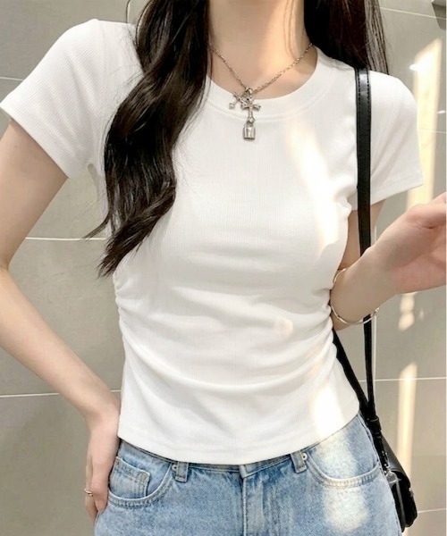 SHEPP（シープ）の「《大人気トップスの半袖新作！》サイド シャーリング ウエストギャザー半袖Tシャツ / 華奢見え スタイルアップ ドレープトップス（Tシャツ/カットソー・レディース・ライトグレー/ブラック/ホワイト/アイボリー・M/S）」の5枚目の写真