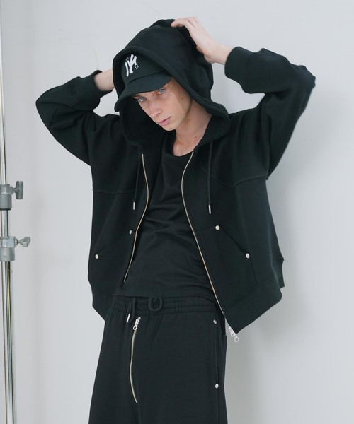 NOCTO ARCHIVE(ノクトアーカイブ)の「NOCTO ARCHIVE/ノクト アーカイブ Studs Zip Hoodie(パーカー・メンズ・グレー/ブラック・MEDIUM/LARGE)」の11枚目の写真