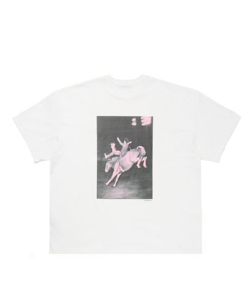 COOTIE PRODUCTIONS(クーティープロダクションズ)の「Print S/S Tee ( Pink 14 )(Tシャツ/カットソー・メンズ・ブラック・SMALL/LARGE/MEDIUM)」の3枚目の写真