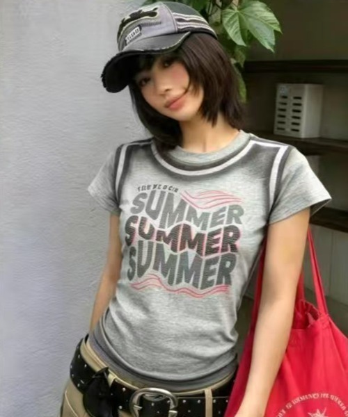 Lis ardent(リスアルダン)の「summer色落ち風レトロ ロゴ配色リンガーTシャツ / ヴィンテージ風コンパクトトップス(Tシャツ/カットソー・レディース・グレー/ブラック/ホワイト・M)」の6枚目の写真