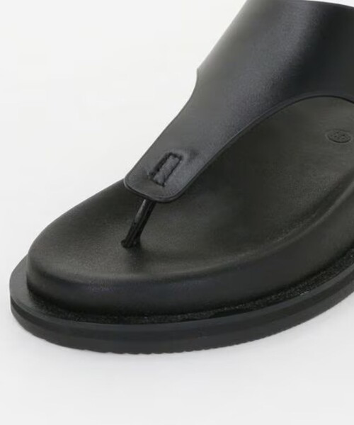 Rouge vif(ルージュヴィフ)の「【Waa.Studios/ワースタジオ】レザートングサンダル KEO SANDAL(サンダル・レディース・ブラック/アイボリー・38/36/37)」の8枚目の写真