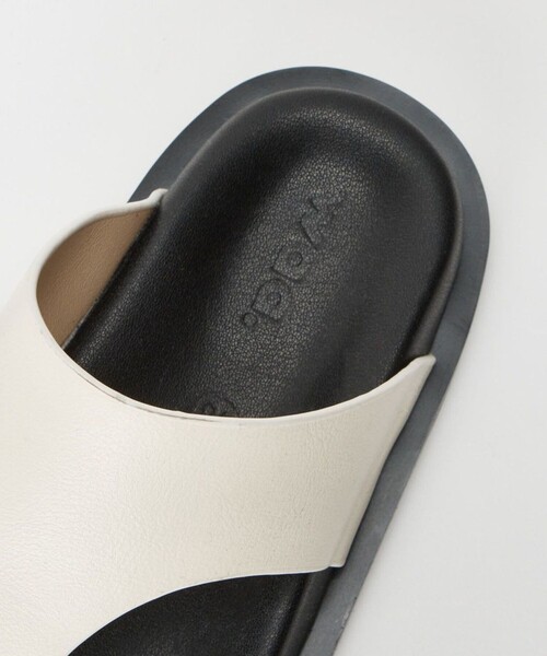 Rouge vif(ルージュヴィフ)の「【Waa.Studios/ワースタジオ】レザートングサンダル KEO SANDAL(サンダル・レディース・ブラック/アイボリー・38/36/37)」の15枚目の写真
