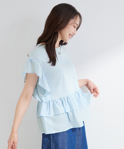 SHOO・LA・RUE(シューラルー)の「【S-LL/洗濯機可】着るだけで決まる 主役級フリルトップス(Tシャツ/カットソー・レディース・ブラック/サックスブルー/キャメル・03/01/02/04)」の4枚目の写真