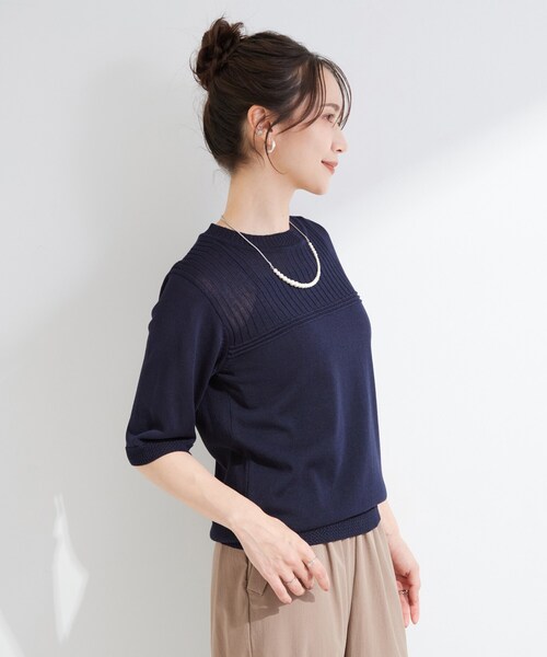 SHOO・LA・RUE(シューラルー)の「【S-LL/二の腕カバー】品よく決まる 5分袖デザインニット(ニット/セーター・レディース・ライトグレー/ブラウン系その他/ネイビー・01/02/03/04)」の12枚目の写真