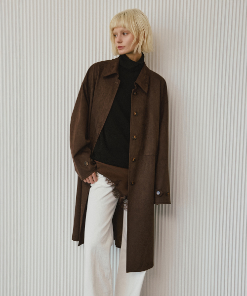 LEFTSEOUL（レフトソウル）の「シンセティックスエード シングルマックコート [ダークブラウン]（トレンチコート・レディース・ダークブラウン・FREE）」の2枚目の写真