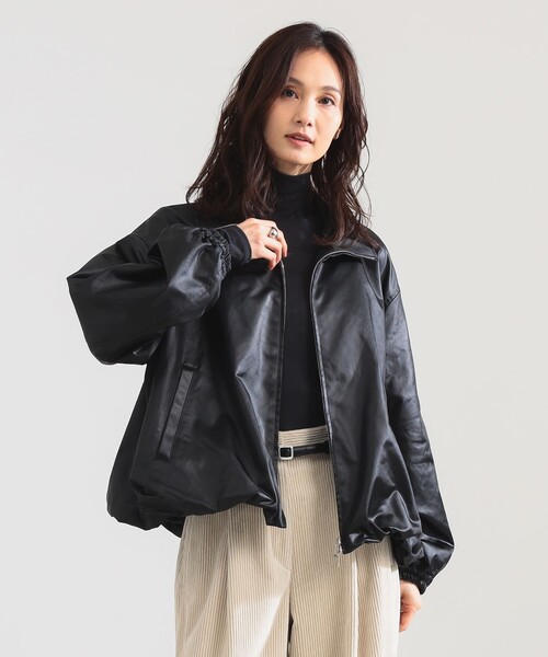 Demi-Luxe BEAMS(デミルクス ビームス)の「サテン パフ ブルゾン(ブルゾン・レディース・ブラック/ライトベージュ・36/38)」の2枚目の写真
