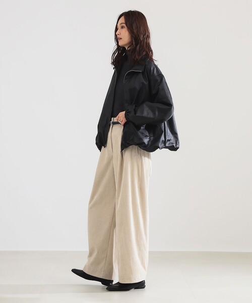 Demi-Luxe BEAMS(デミルクス ビームス)の「サテン パフ ブルゾン(ブルゾン・レディース・ブラック/ライトベージュ・36/38)」の5枚目の写真