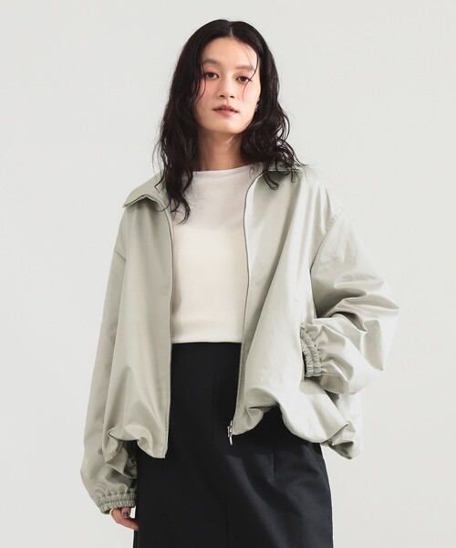 Demi-Luxe BEAMS(デミルクス ビームス)の「サテン パフ ブルゾン(ブルゾン・レディース・ブラック/ライトベージュ・36/38)」の10枚目の写真