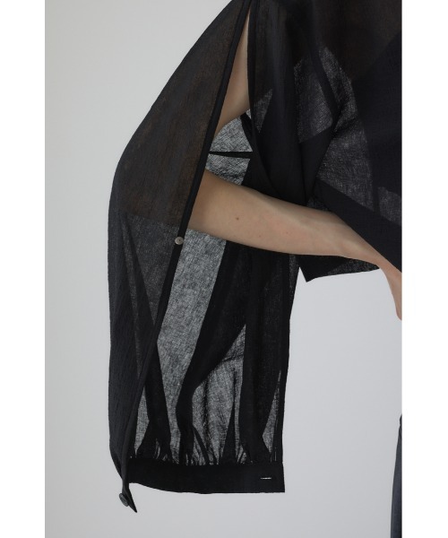 RIM.ARK(リムアーク)の「【RESTOCK PRE ORDER】Open sleeve sheer SH(シアー リラックス ワイド シャツ)(シャツ/ブラウス・レディース・ホワイト/ブラック・FREE)」の13枚目の写真