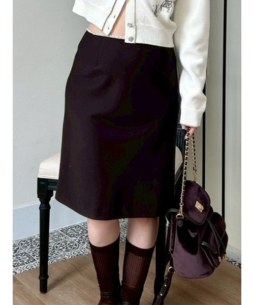 LILY BROWN(リリーブラウン)の「ニーレングスミディスカート(スカート・レディース・グレー/チェック/ブラウン・0/1)」の3枚目の写真