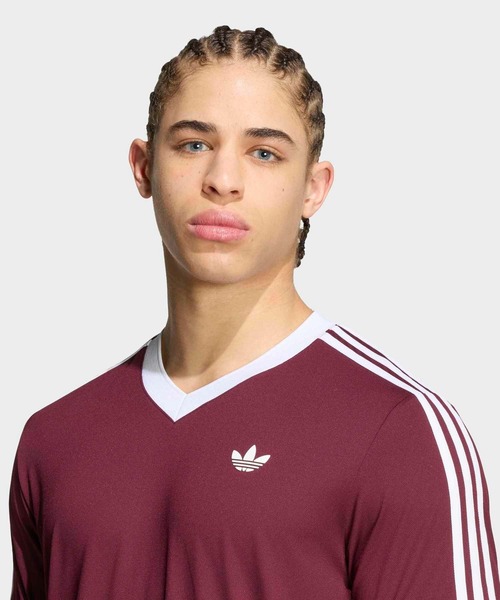 adidas(アディダス)の「テニス クラシックス 半袖Tシャツ / アディダス adidas(Tシャツ/カットソー・メンズ・レッド・XX-LARGE/XXX-LARGE/LARGE/MEDIUM/SMALL/X-LARGE)」の3枚目の写真