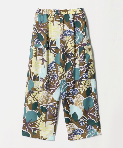 UNITED ARROWS（ユナイテッドアローズ）の「リーフ プリント カーゴパンツ（カーゴパンツ・レディース・ブラック/ブラウン系・38/36）」の9枚目の写真