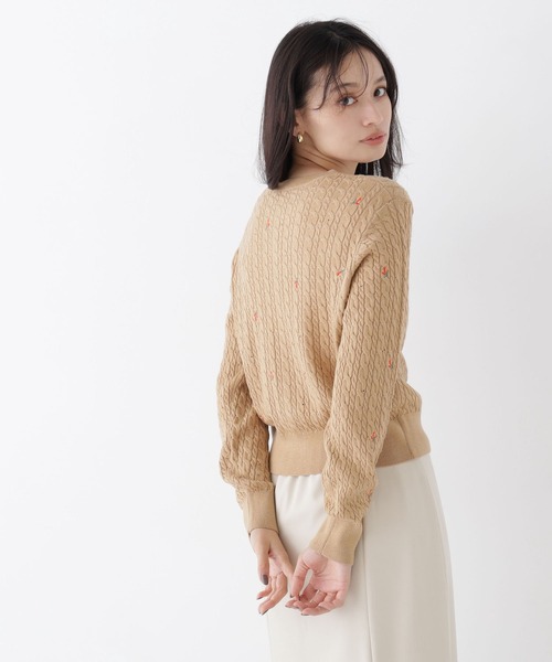 NATURAL BEAUTY BASIC(ナチュラルビューティーベーシック)の「ドットフラワー刺繍カーディガン(カーディガン/ボレロ・レディース・ベージュ系その他/ブラック系その他2/ホワイト系その他・フリ-)」の12枚目の写真